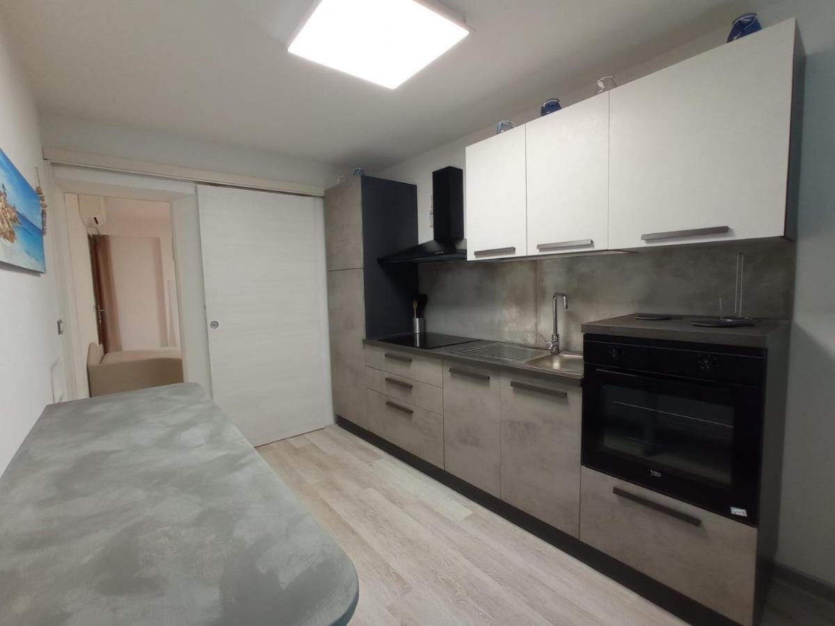 Villaggio Est Affittacamere 산테오도로 외부 사진