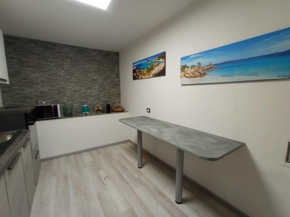 Villaggio Est Affittacamere 산테오도로 외부 사진