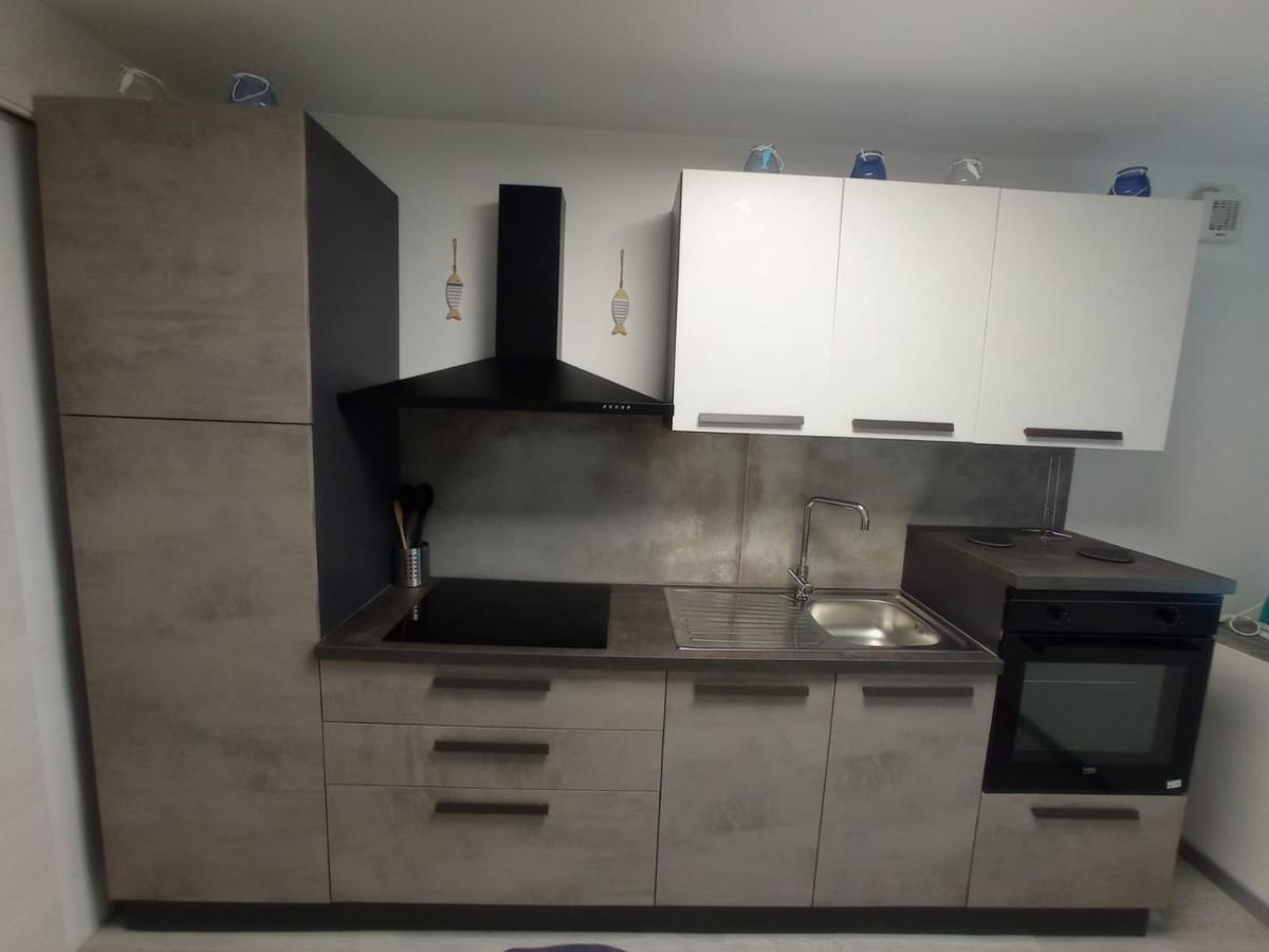 Villaggio Est Affittacamere 산테오도로 외부 사진