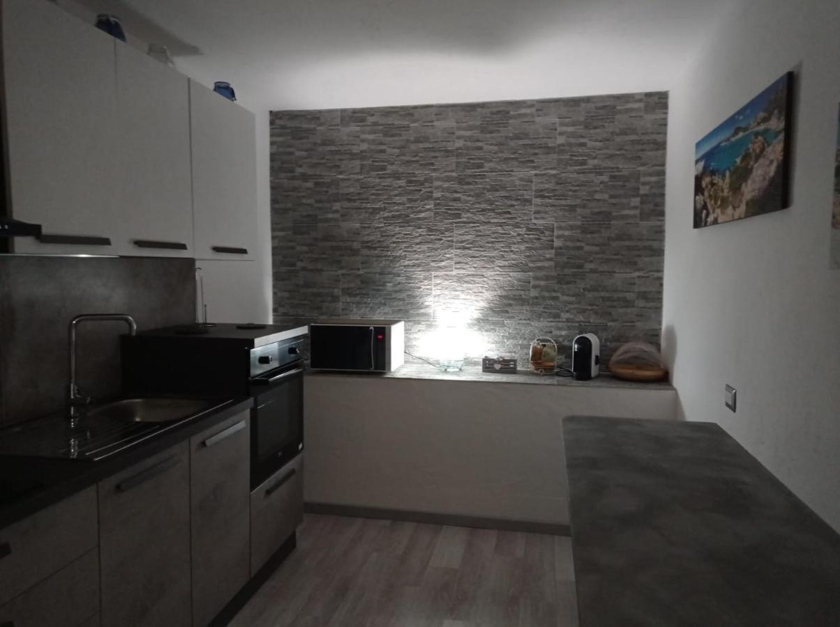 Villaggio Est Affittacamere 산테오도로 외부 사진