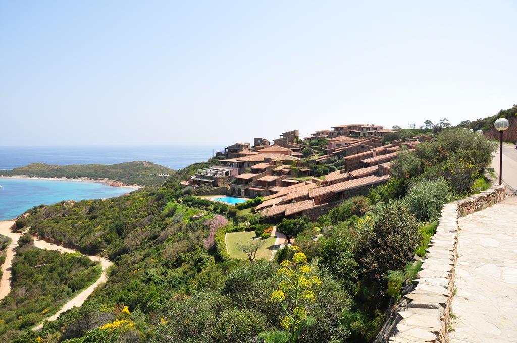 Villaggio Est Affittacamere 산테오도로 외부 사진