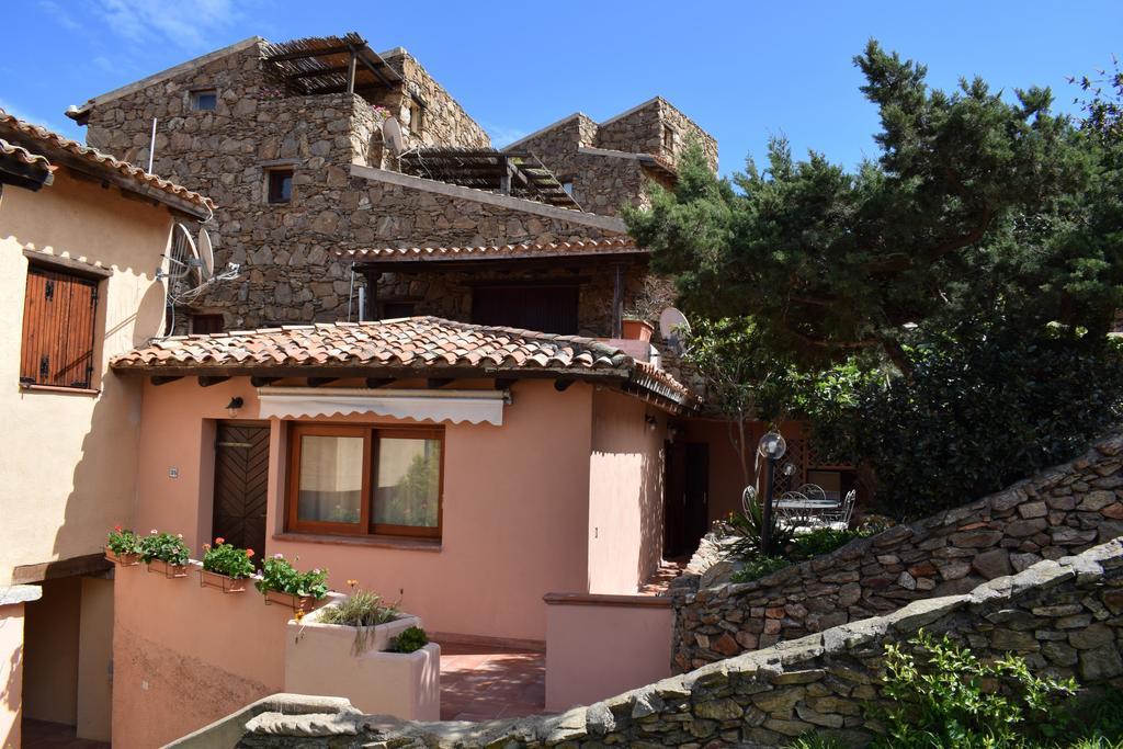 Villaggio Est Affittacamere 산테오도로 외부 사진
