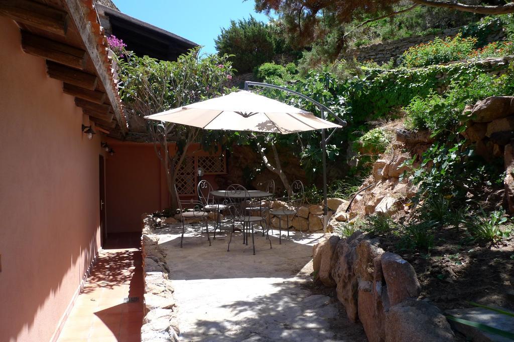 Villaggio Est Affittacamere 산테오도로 외부 사진